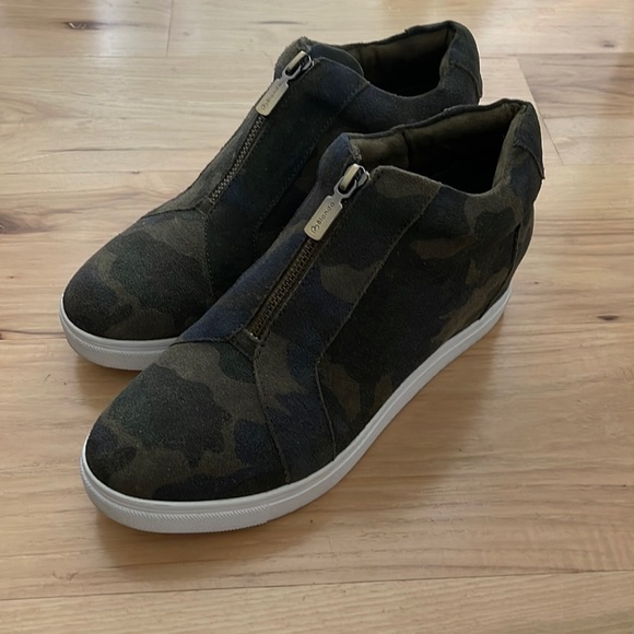 Blondo Shoes - Blondo wedge sneaker